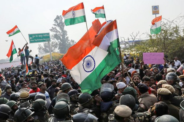 menolak-undang-undang-pertanian-petani-india-mogok-makan