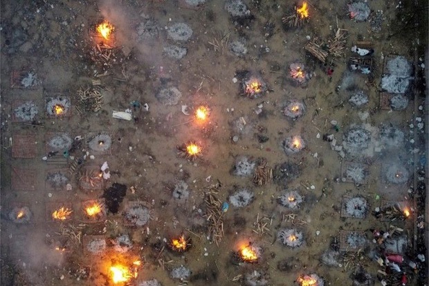 Partai Komunis China Dituding Manfaatkan 'Tsunami' COVID-19 India untuk Pencitraan