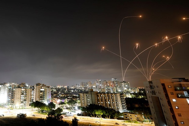 as-tak-terima-ratusan-roket-gaza-menyerang-israel