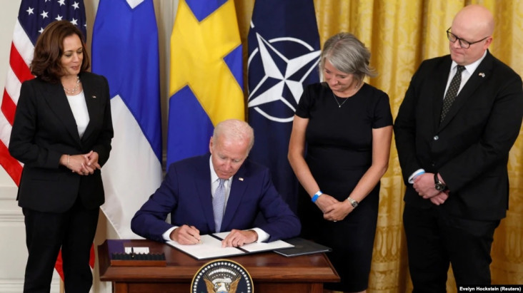as-resmi-setujui-2-anggota-baru-biden-nato-lebih-kuat-dari-sebelumnya