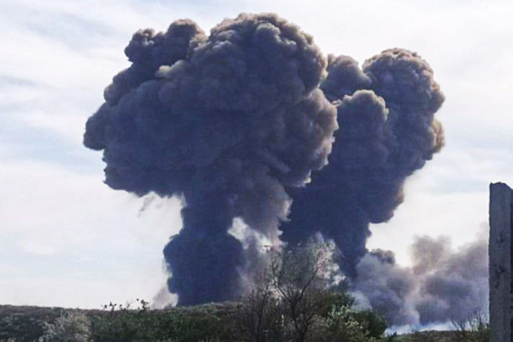 ukraina-klaim-9-pesawat-tempur-rusia-hancur-dalam-ledakan-crimea
