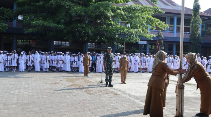 Pelunasan kontrak lahan SMPN 1 Sentani oleh Jokowi, pukulan telak bagi pemda