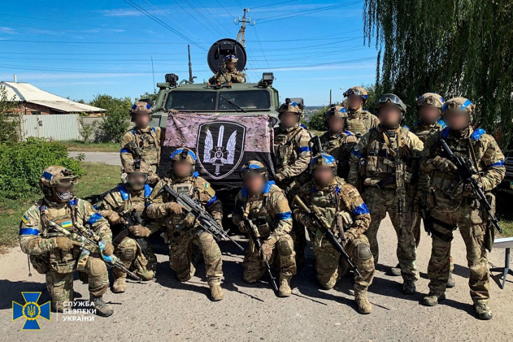 pasukan-rusia-runtuh-di-izium-kharkiv-setelah-serangan-kilat-ukraina