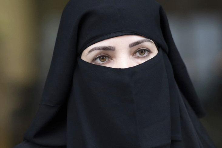 swiss-usulkan-denda-rp15-juta-bagi-pelanggar-larangan-burqa