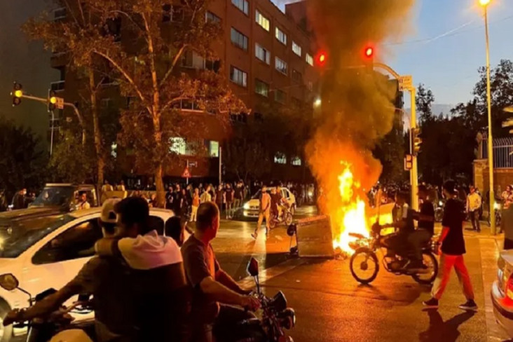 iran-dituduh-menahan-mayat-mayat-demonstran
