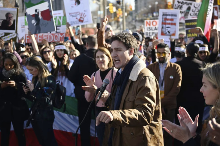 dukung-demonstrasi-iran-pm-kanada-justin-trudeau-turun-ke-jalan