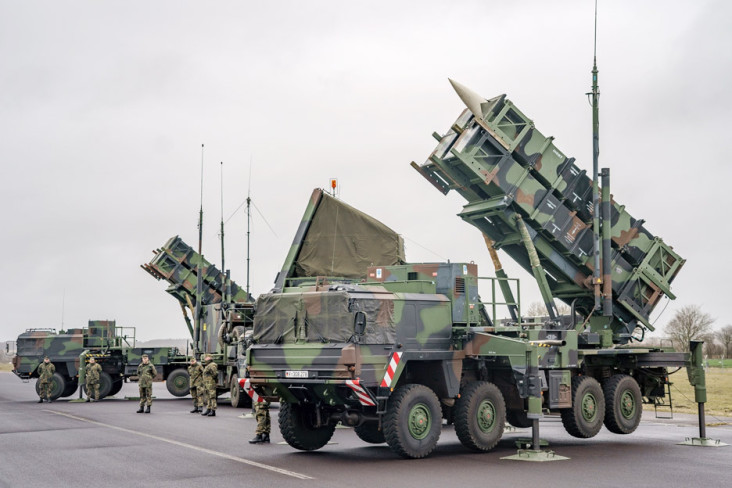 ukraina-semringah-as-segera-kirim-sistem-rudal-patriot