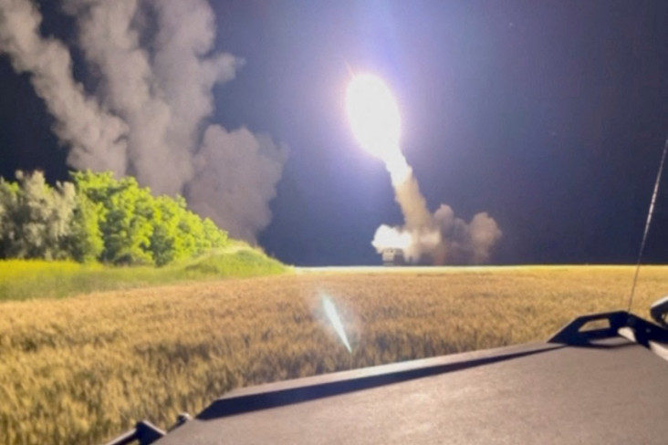 tetangga-indonesia-ini-akan-beli-20-sistem-himars-as-seperti-yang-digunakan-ukraina