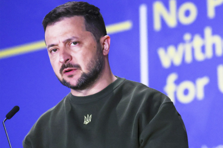 sambangi-icc-zelensky-ingin-putin-diadili