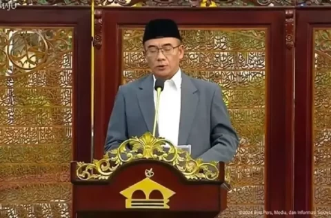 sebelum-dipecat-dkpp-ketua-kpu-hasyim-asyari-jadi-khatib-salat-iduladha-2024