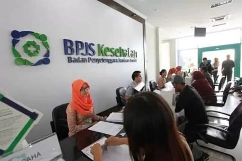 Menkes Sarankan Pakai Asuransi Swasta, DPR: Iuran BPJS Kesehatan Tak Bisa Jadi Alasan