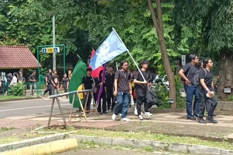Demo Serentak Indonesia Gelap, Bermakna Kebijakan Hari Ini Tanpa Ada Terangnya