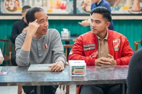 Jokowi Pilih PSI Ketimbang PPP, Pengamat: Masyarakat Sudah Tidak Peduli