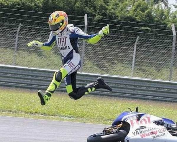 Kumpulan Gaya Atraktif dan Greget Pengendara Motor