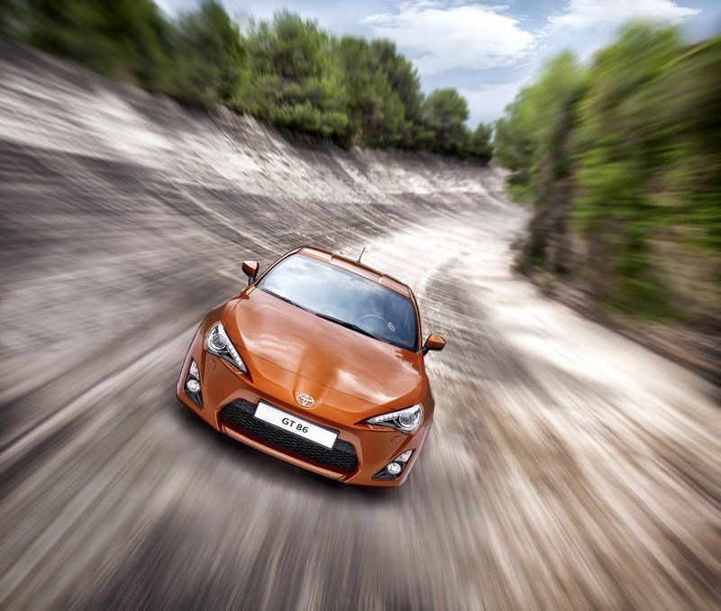 Mobil Impian! GT 86-R Eco Explorer