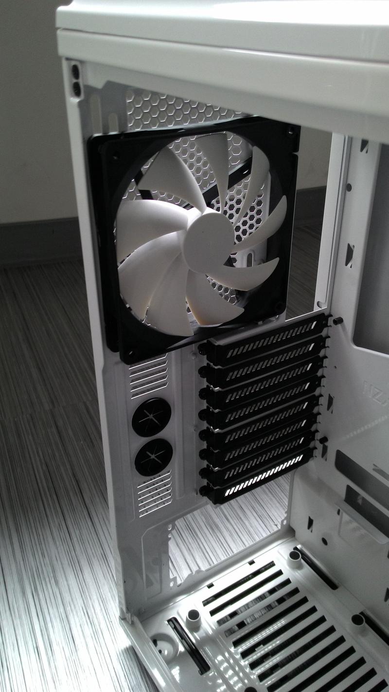 Review NZXT Phantom P530: Phantom of the Opera