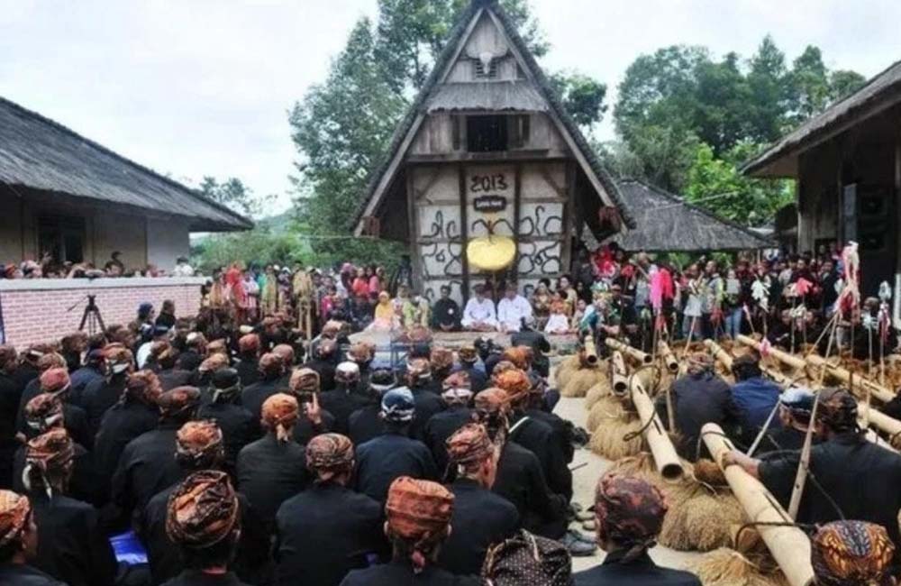 Sunda Wiwitan Dinista di Tanah Sendiri