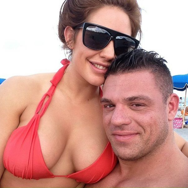 picture-wwe-diva039s-hot