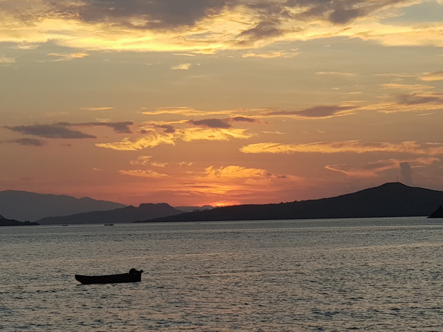 Pesona Labuan Bajo yang Eksotis