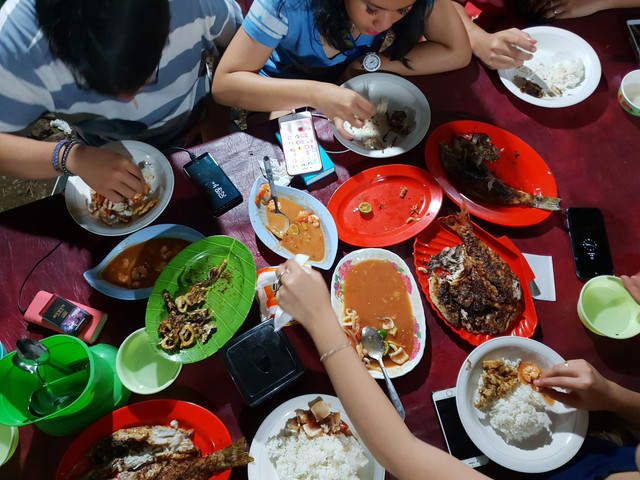 Pesona Labuan Bajo yang Eksotis