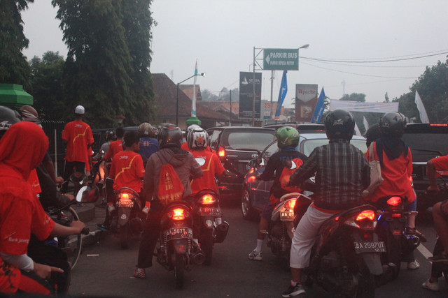 Jalan-Jalan ke Candi Borobudur dan Event Lari Maraton 10k