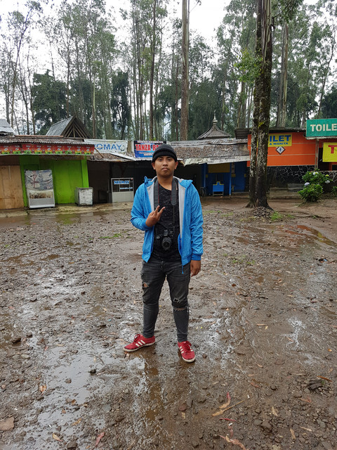 Indahnya Kawah Putih dan Pantai Rancabuaya di Selatan Jawa Barat