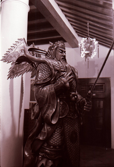 warung-ngumpul-penggemar-kamera-analog---part-5