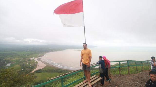 Tempat Hits di Sukabumi yang Cantik, Geopark Ciletuh