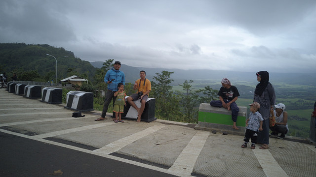 Tempat Hits di Sukabumi yang Cantik, Geopark Ciletuh