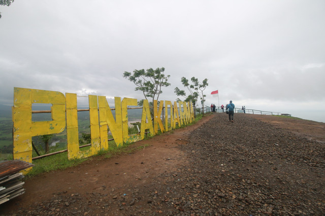 Tempat Hits di Sukabumi yang Cantik, Geopark Ciletuh