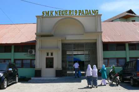 &#91;sejak 2006 hingga 2014&#93; SMKN 9 Padang dipercayai layani katering jemaah haji
