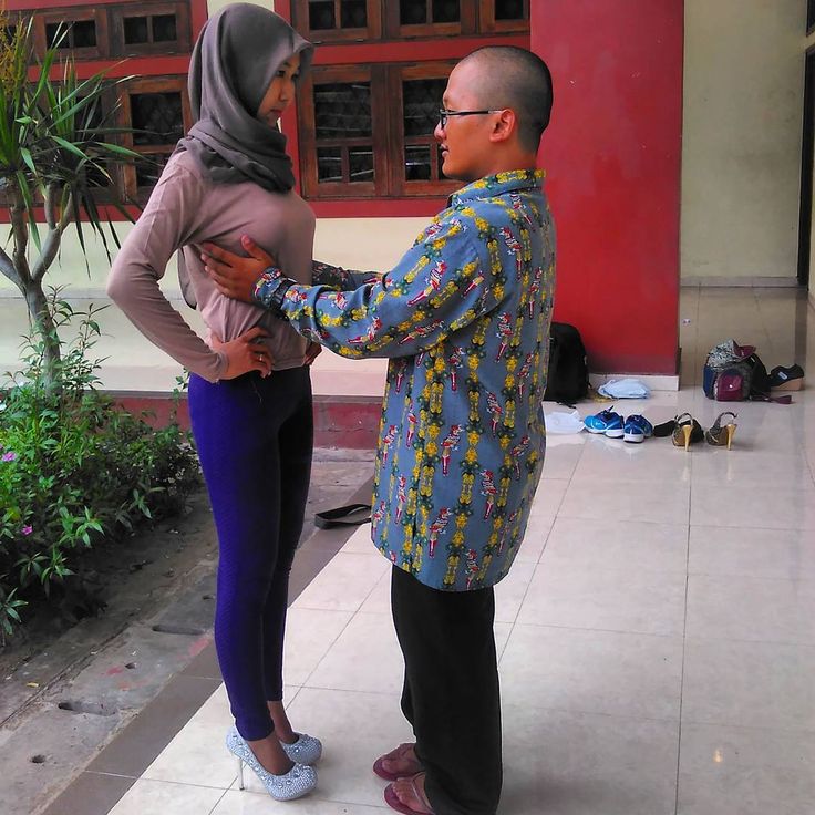 heboh-video-mesum-abg-di-mobil-tersebar-di-media-sosial-dan-viral