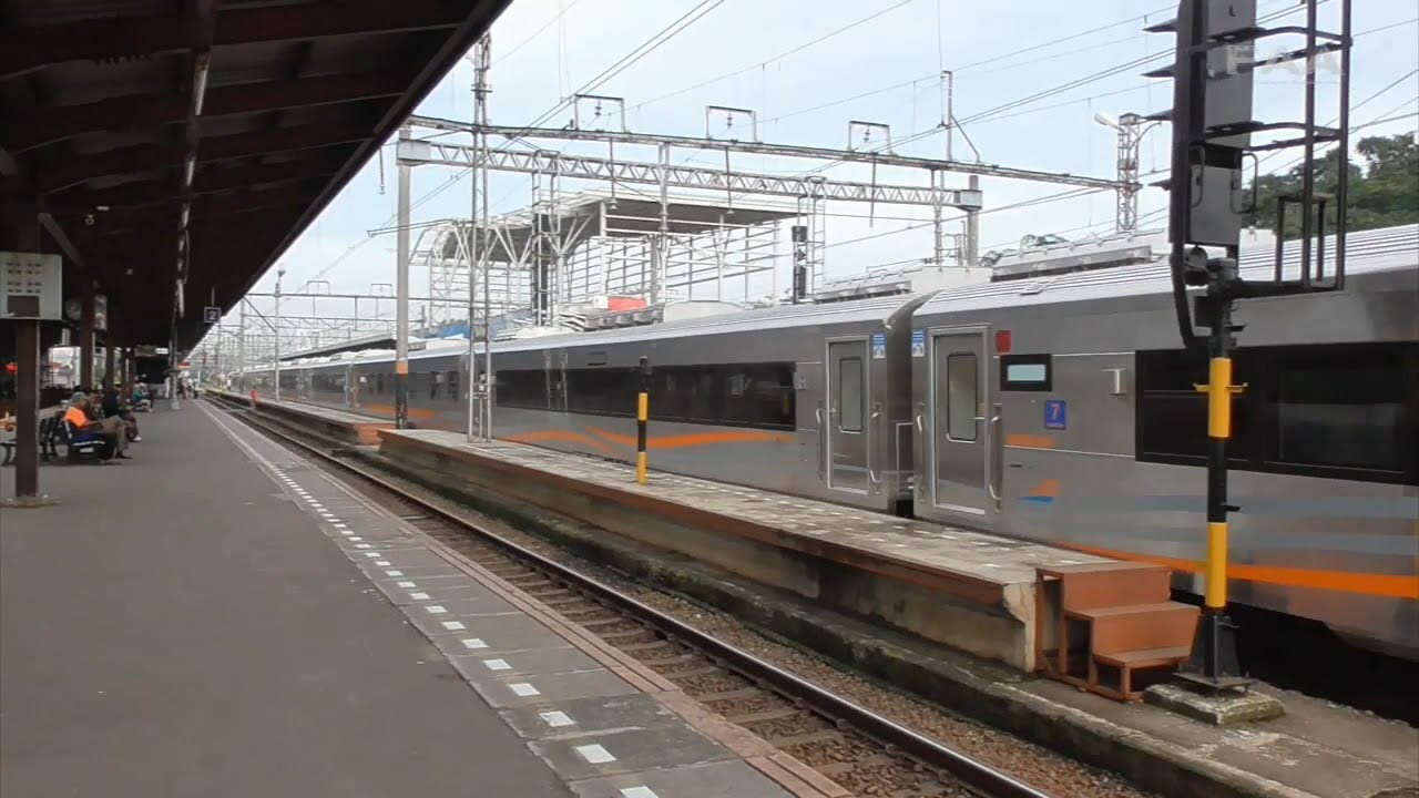 Livery Kereta Api Indonesia dari Masa ke Masa (Edisi Revisi 2018)