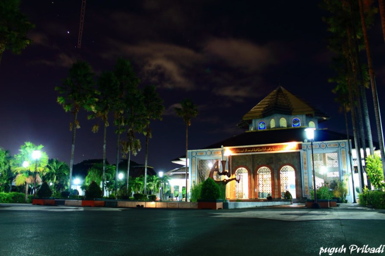 Alhamdulillah, Prabowo jadi Ustadz, Penceramah Tarawih di Masjid UGM