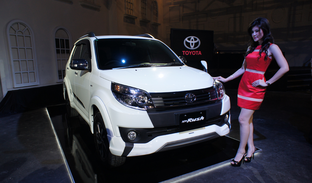 Toyota Rush Tantang Honda HR-V