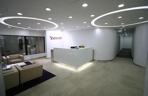 Melihat Perbandingan Isi Kantor Google VS Yahoo