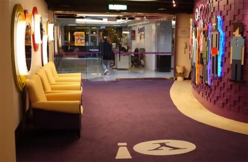 Melihat Perbandingan Isi Kantor Google VS Yahoo