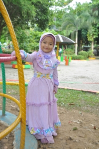 Jual Busana Muslim Anak dan Mukena Refanes