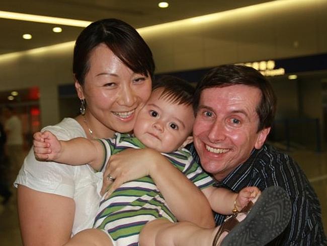 &#91;TongFang News&#93;Aidan Fenton, 7, vomited and died after ‘slapping therapy’ 