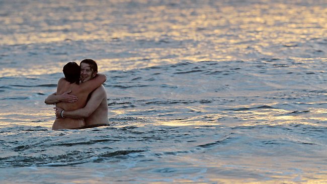 Pantai-Pantai Yang Melegalkan Berenang Bugil