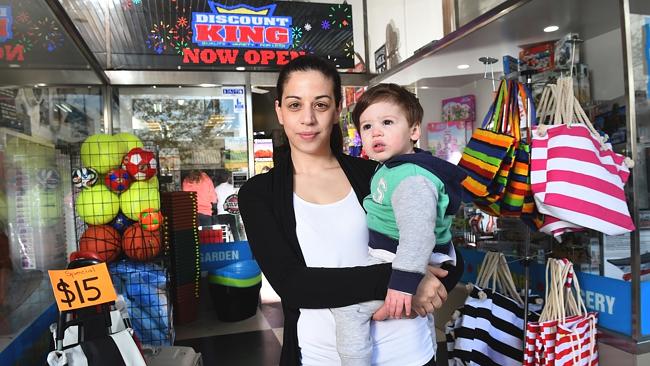 cacaddiscount-king-vs-bargains-plus-saliva-cctv-spying-and-price-copy