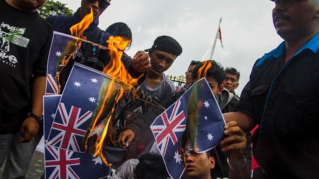 Flags burned as 'furious' Indonesians protest over spying controversy