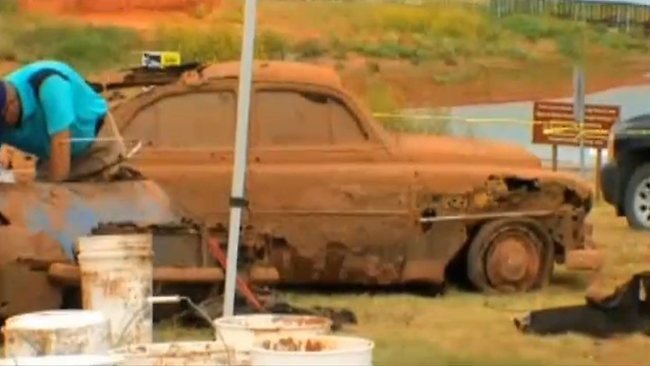 Wow Dua Mobil Dengan Lima Mayat Baru Ditemukan Setelah 40 Tahun !!