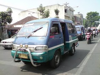 Yang lagi di Bandung,,,masup gaan,,,rute angkot inside