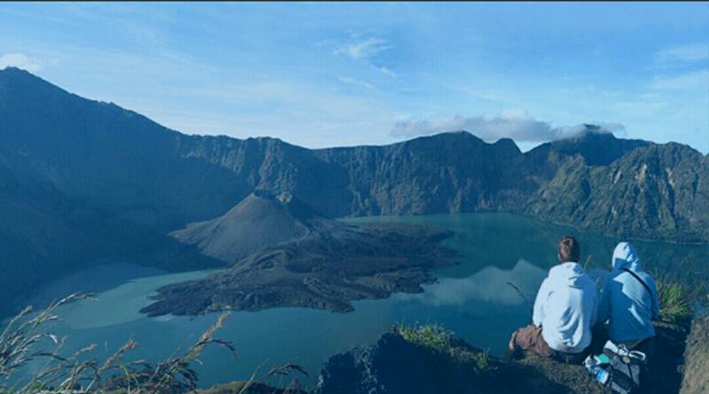 Pendaki Pria dan Wanita di Gunung Rinjani Dipisah Saat Tidur