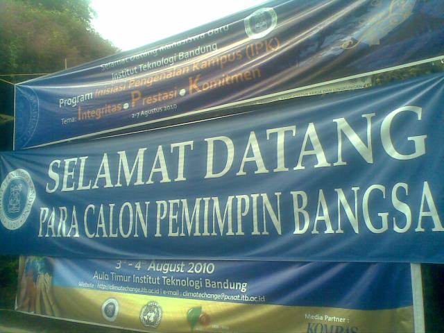 Gimana Seh Gaya Kuliah Anak 80-an?