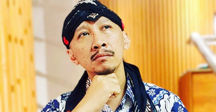lieus-sungkharisma-berpulang-abu-janda--koko-masuk-neraka-karena-kafir
