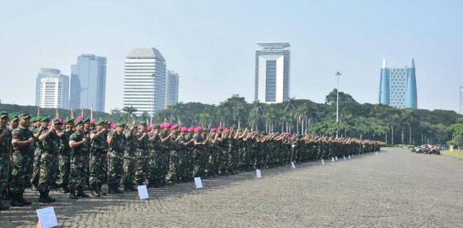 Andi Arief: TNI Masuk Politik Diundang Presiden