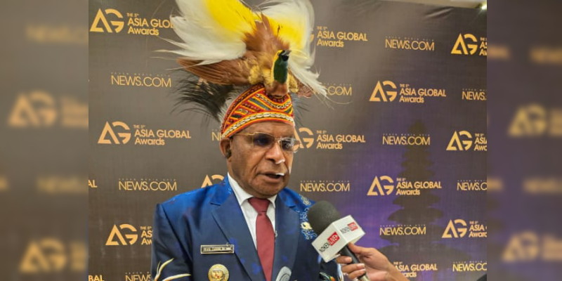 bupati-puncak-utamakan-pendekatan-kemanusiaan-untuk-selesaikan-masalah-senjata