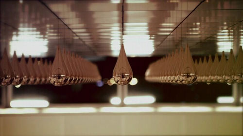 Wowww!! Hujan Kinetik di Singapores Changi Airport